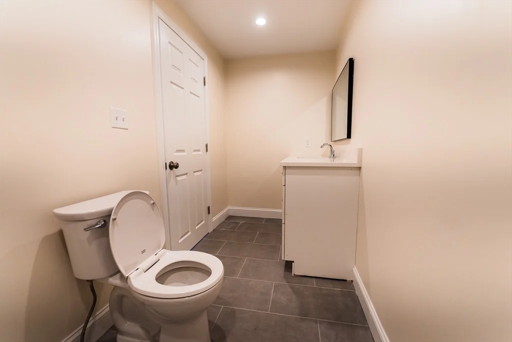 2 bed, 1 bath apartment for rent at 340 East Main St Unit 2, East Brookfield — photo 11 of 19
