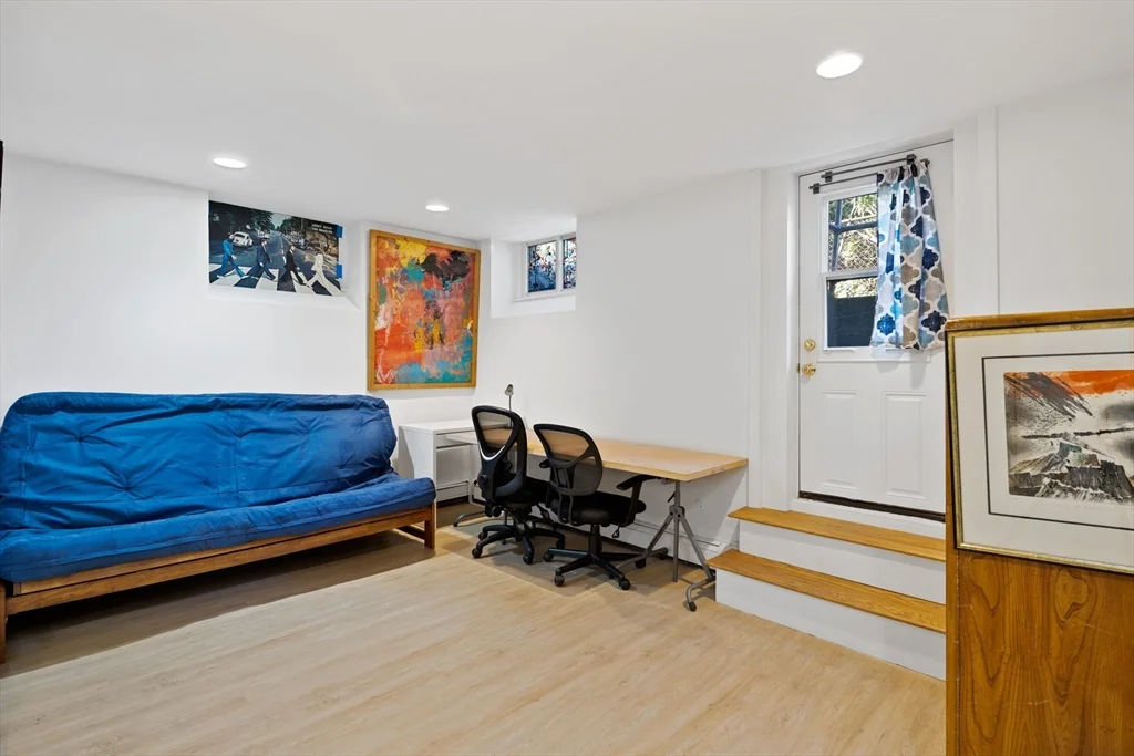 1 bed, 1 bath apartment for rent at 340 Harvard St Unit B, Harvard Square