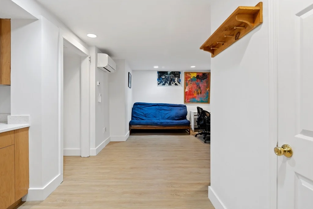 1 bed, 1 bath apartment for rent at 340 Harvard St Unit B, Harvard Square — photo 6 of 14