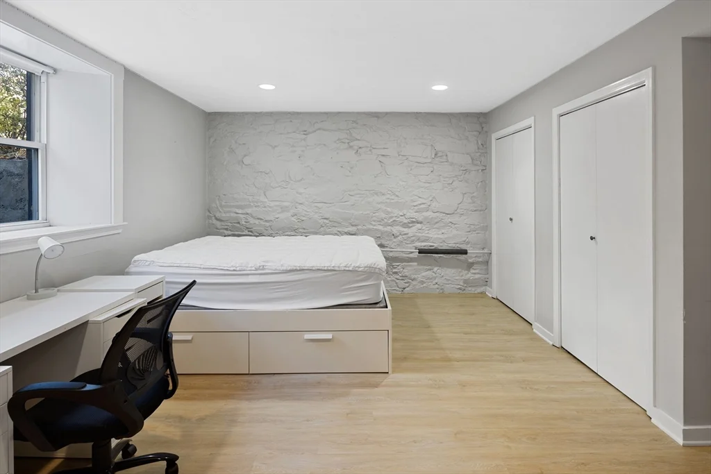 1 bed, 1 bath apartment for rent at 340 Harvard St Unit B, Harvard Square — photo 9 of 14