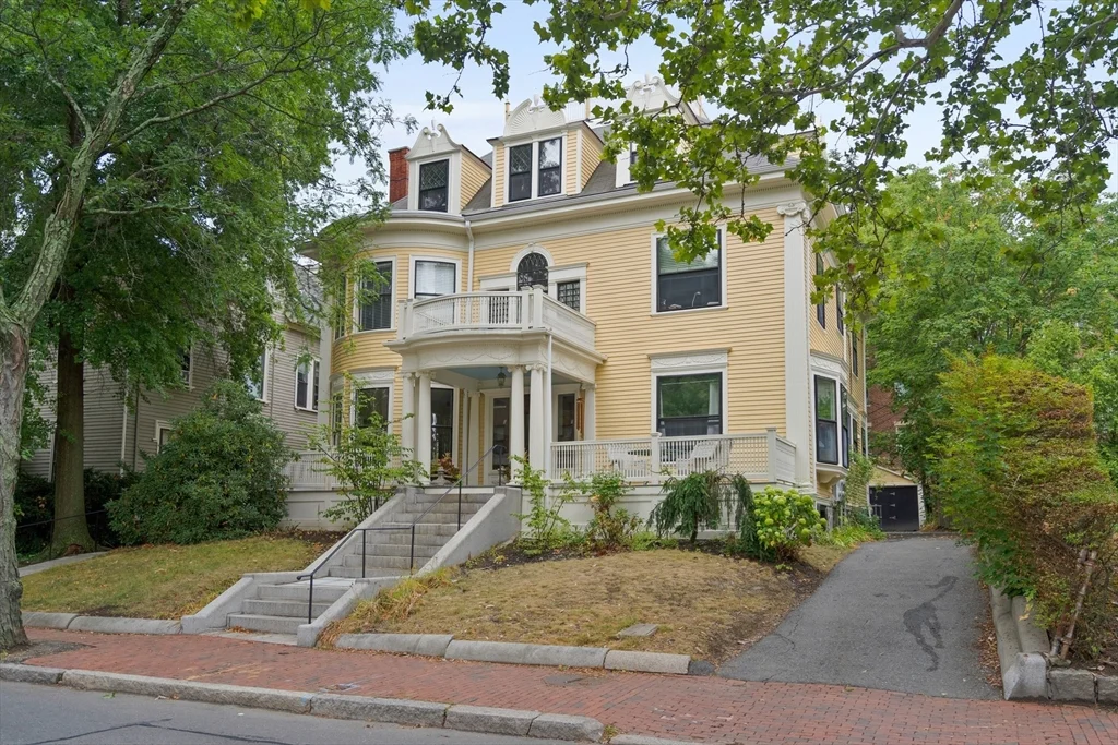 1 bed, 1 bath apartment for rent at 340 Harvard St Unit B, Harvard Square — photo 12 of 14