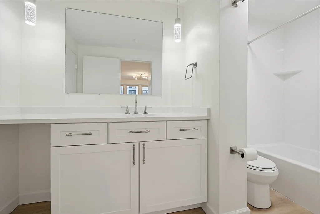 Studio bed, 1 bath apartment for rent at 340 Main St Unit 206, Melrose — photo 10 of 15