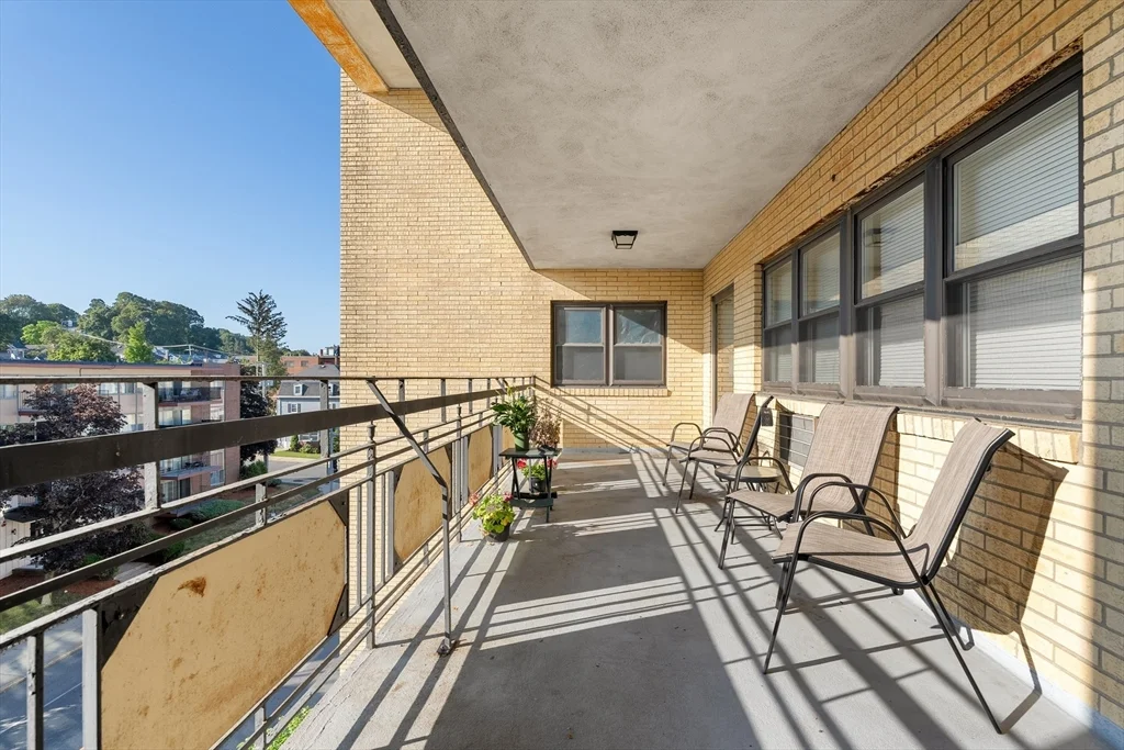 Studio bed, 1 bath apartment for rent at 340 Main St Unit 502, Melrose — photo 9 of 16