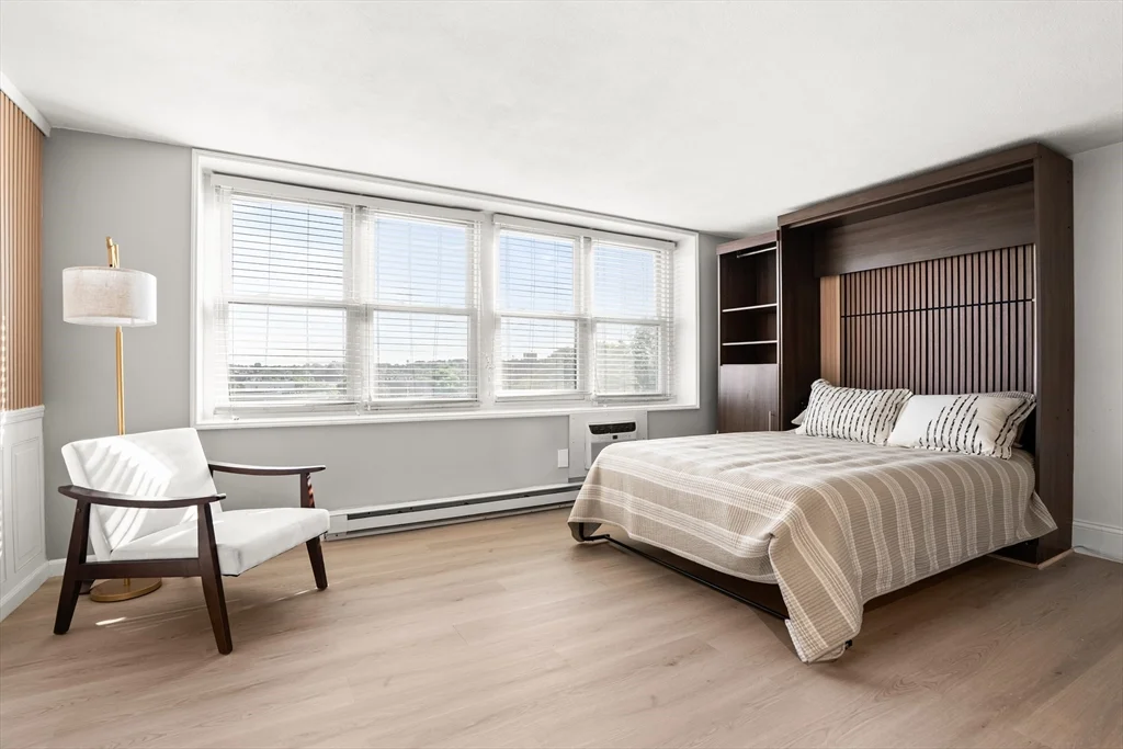 Studio bed, 1 bath apartment for rent at 340 Main St Unit 502, Melrose — photo 3 of 16