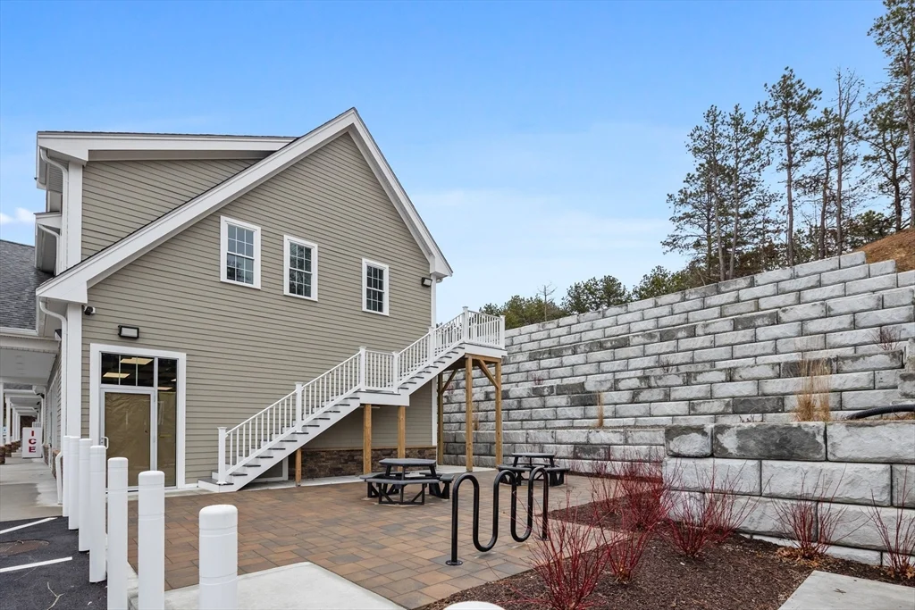 2 bed, 1 bath apartment for rent at 340 Scenic Hwy Unit 202, Buzzards Bay — photo 10 of 12