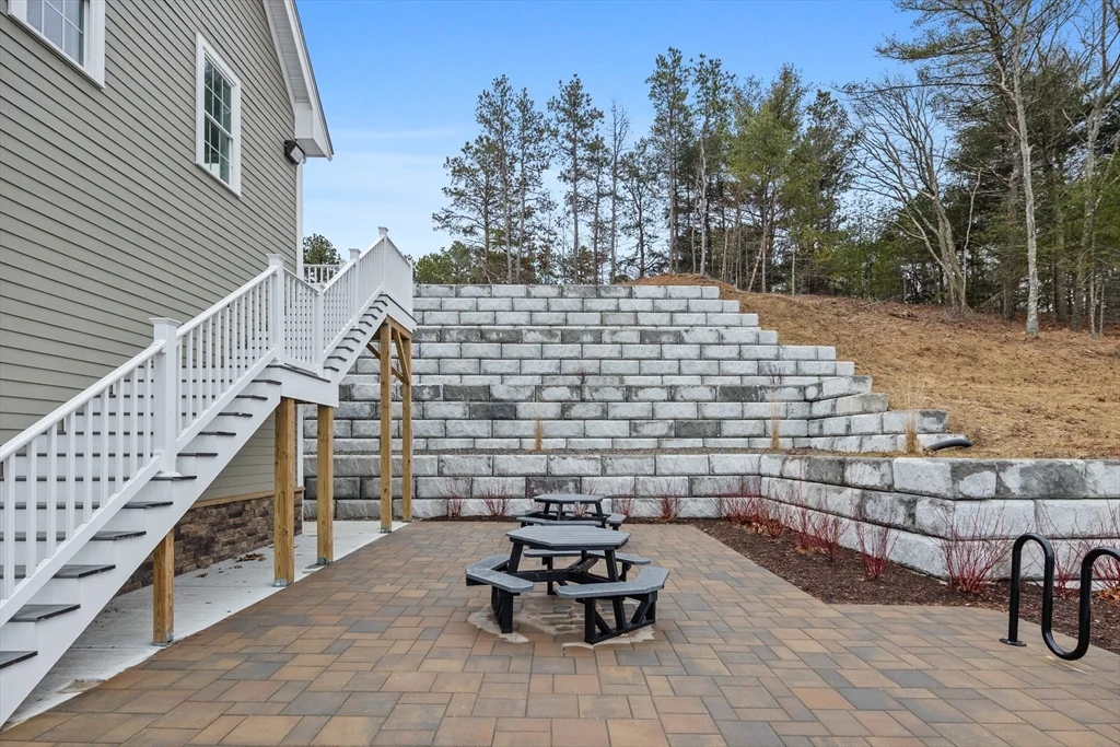 2 bed, 1 bath apartment for rent at 340 Scenic Hwy Unit 203, Buzzards Bay — photo 9 of 12