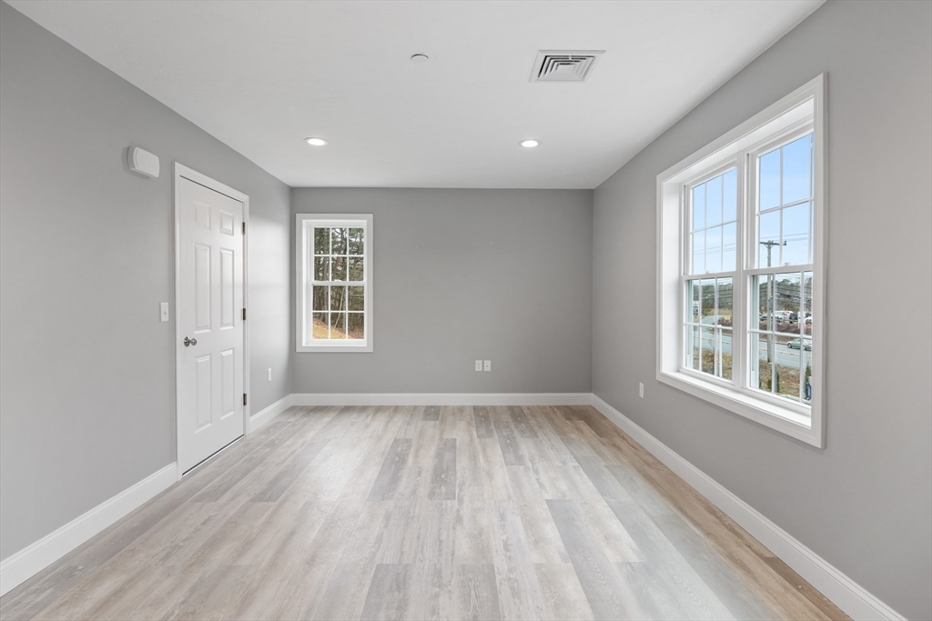 2 bed, 1 bath apartment for rent at 340 Scenic Hwy Unit 204, Buzzards Bay — photo 2 of 12