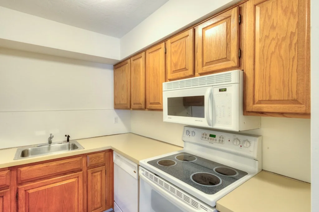 2 bed, 2 bath apartment for rent at 340 Sunderland Rd Unit 23, Worcester — photo 10 of 23