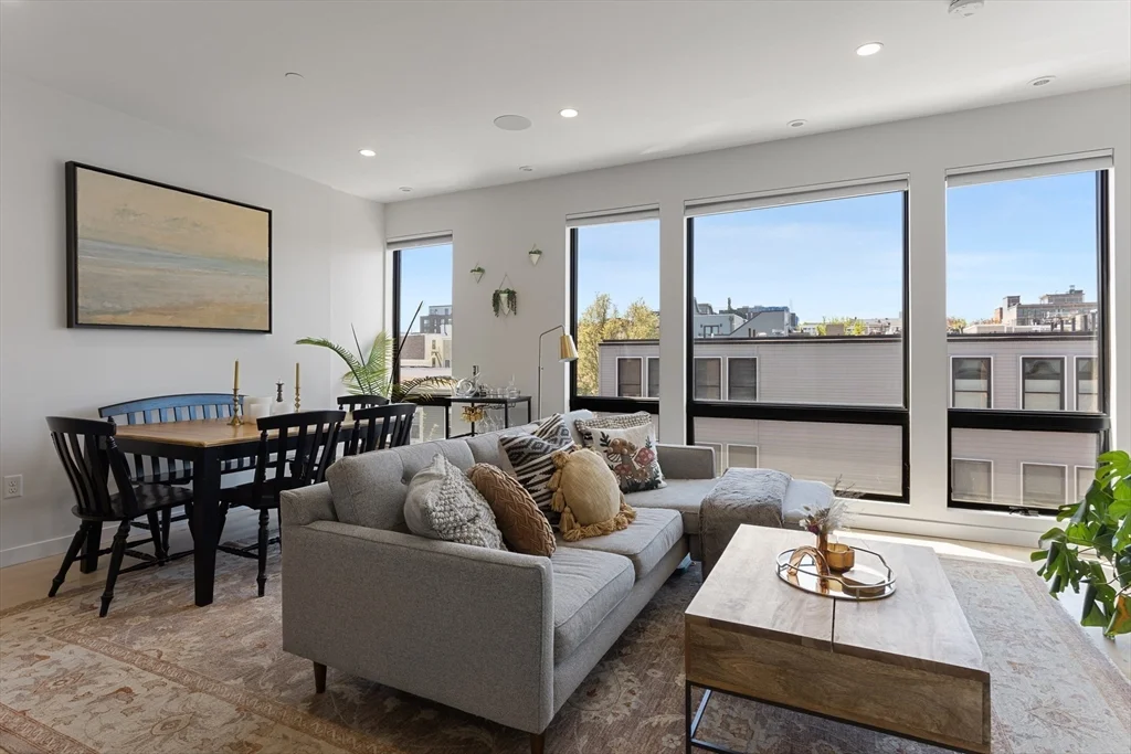 2 bed, 2 bath apartment for rent at 340 West 2nd St Unit 23, South Boston — photo 3 of 21