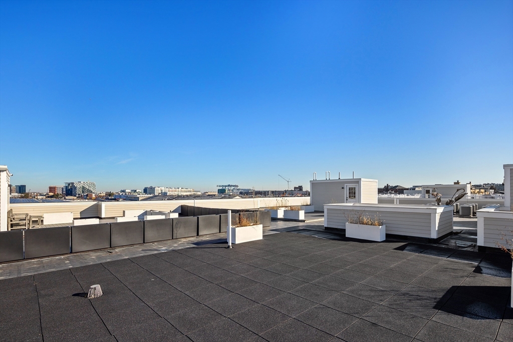 2 bed, 2 bath apartment for rent at 340 West 2nd St Unit 23PH, South Boston — photo 16 of 21