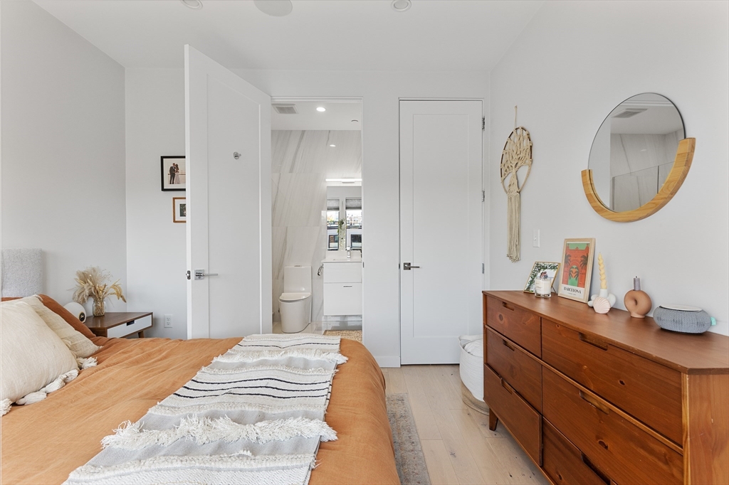 2 bed, 2 bath apartment for rent at 340 West 2nd St Unit 23PH, South Boston — photo 9 of 21