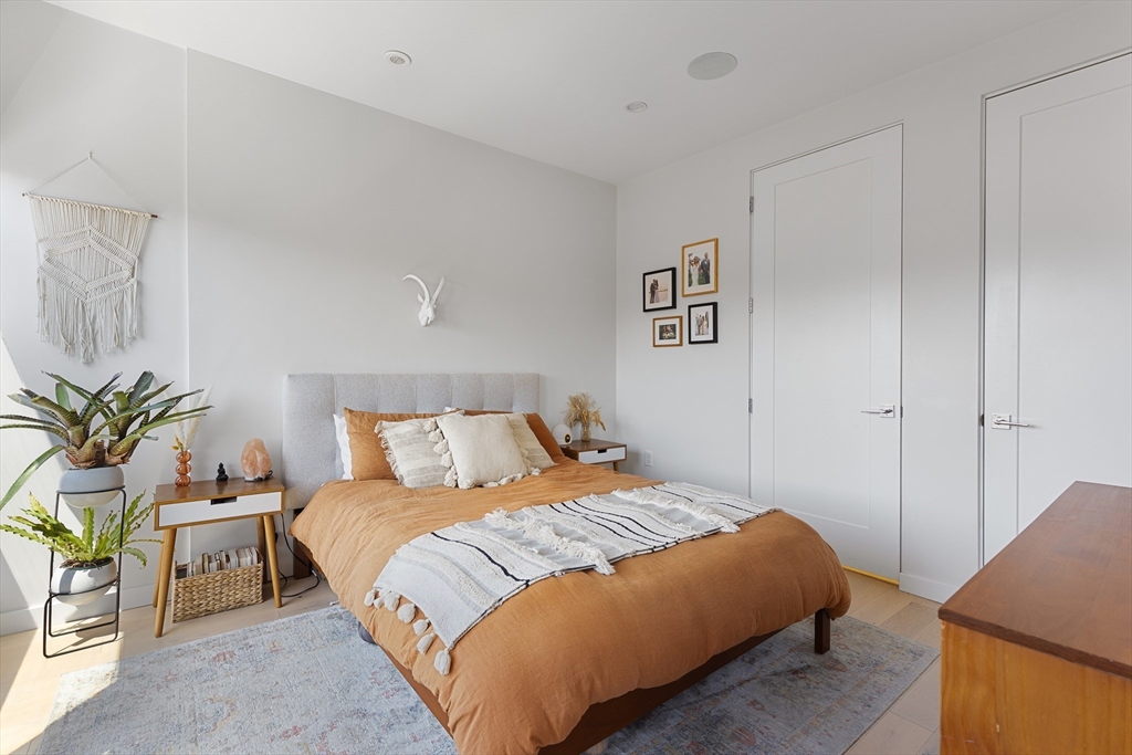 2 bed, 2 bath apartment for rent at 340 West 2nd St Unit 23PH, South Boston — photo 8 of 21