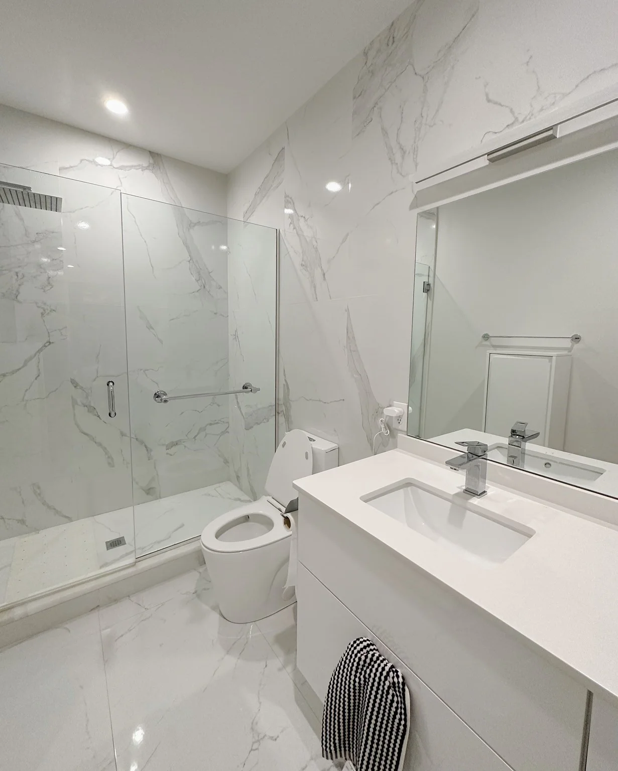 2 bed, 2 bath apartment for rent at 340 W 2nd St Unit P21, South Boston — photo 8 of 23