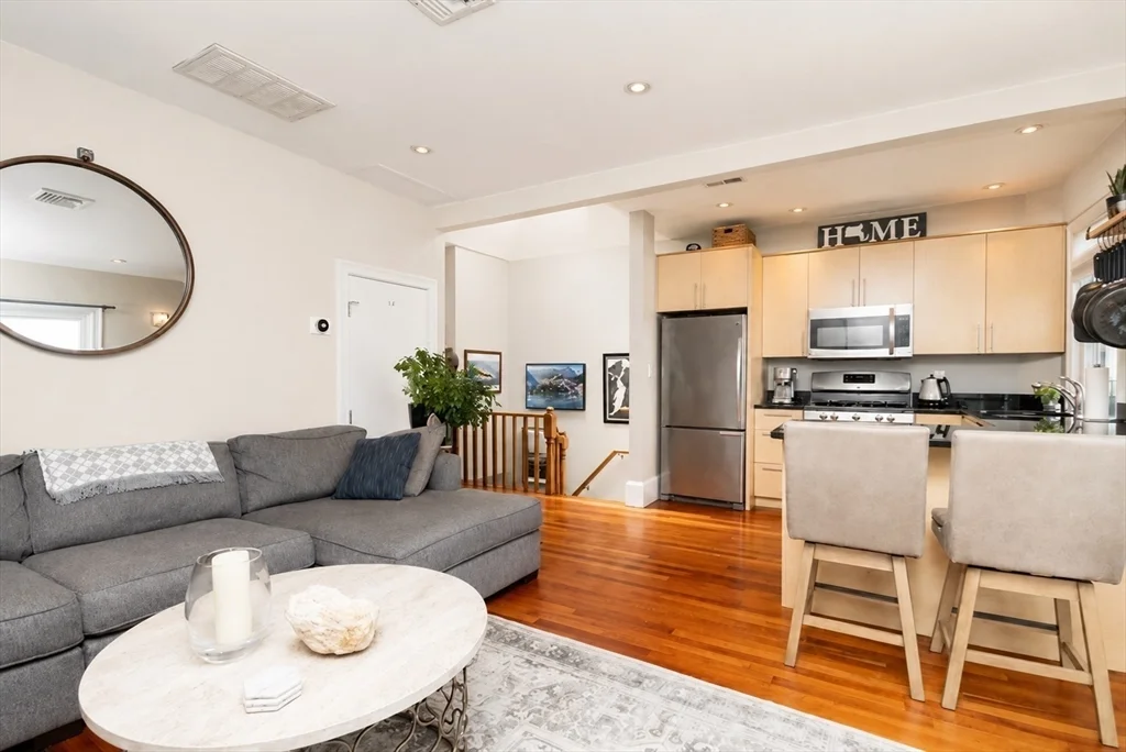 1 bed, 1 bath apartment for rent at 340 W 3rd St Unit 3, South Boston