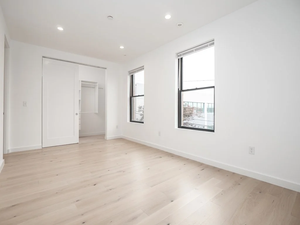 3 bed, 3 bath apartment for rent at 340 West 2nd St Unit 19, South Boston — photo 23 of 38