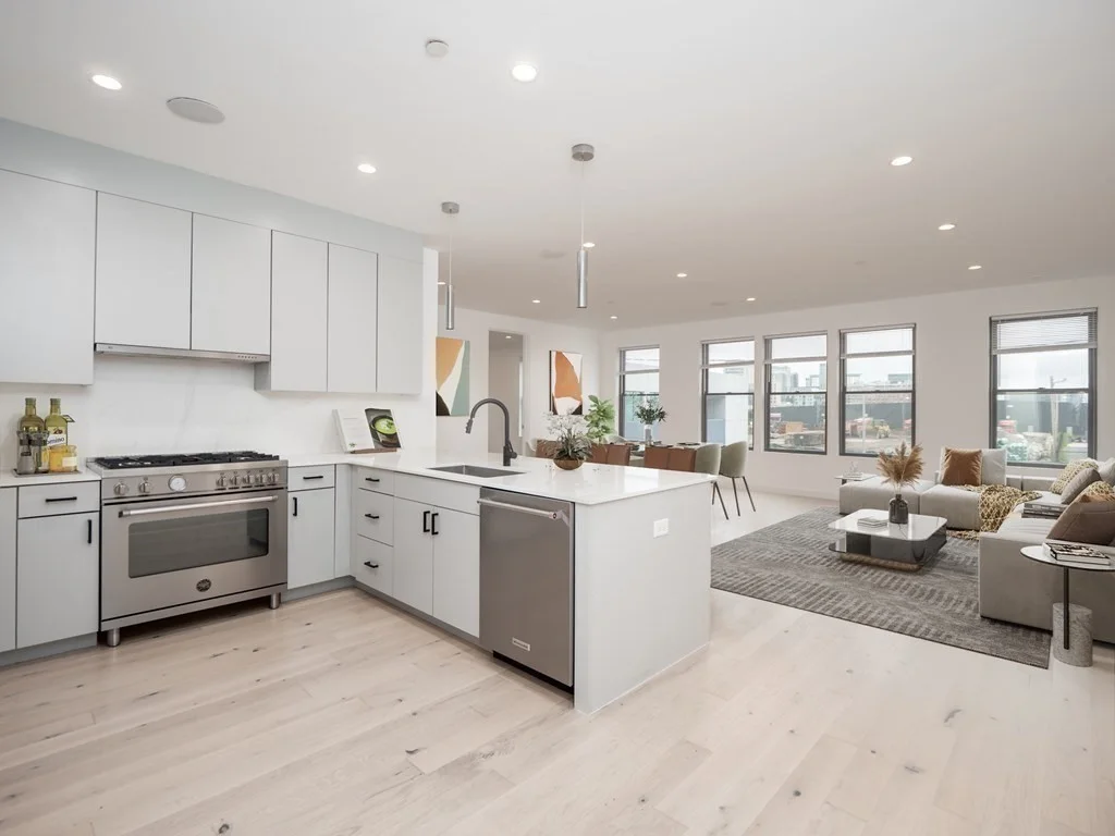 3 bed, 3 bath apartment for rent at 340 West 2nd St Unit 19, South Boston — photo 5 of 38