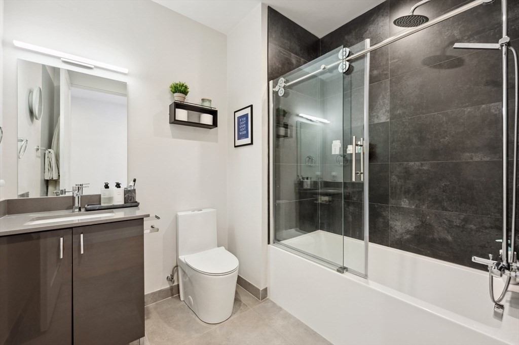 2 bed, 2 bath apartment for rent at 340 West 2nd Unit 13, South Boston — photo 5 of 9