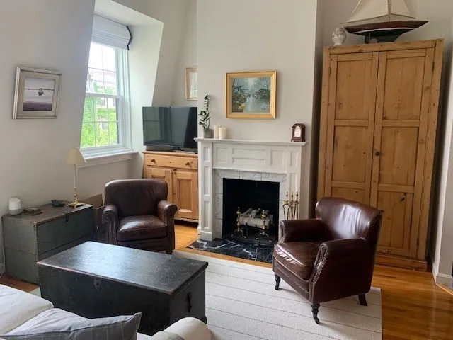 1 bed, 1 bath apartment for rent at 341 Beacon St Unit 5A, Back Bay
