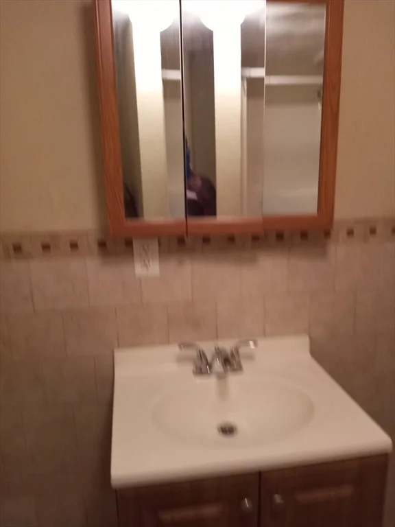 1 bed, 1 bath apartment for rent at 341 Centre St Unit 3, Montello — photo 2 of 8