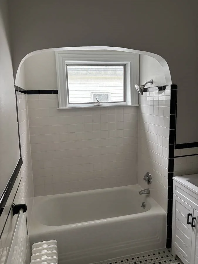 2 bed, 1 bath apartment for rent at 341 Main St Unit 2, Medford — photo 5 of 13