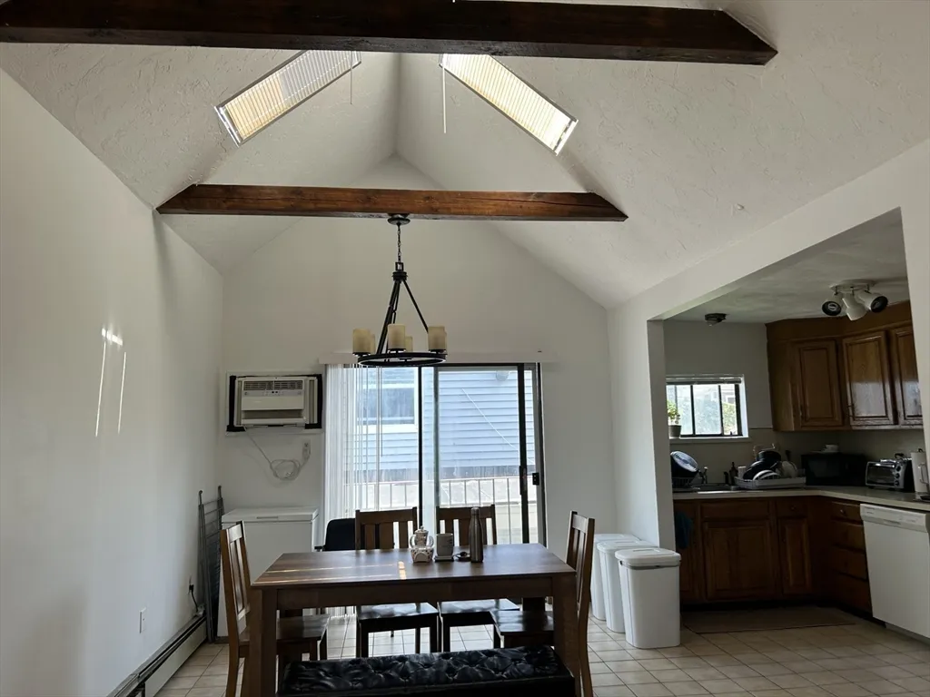 3 bed, 1 bath apartment for rent at 341 Summer St Unit 2R, Porter Square