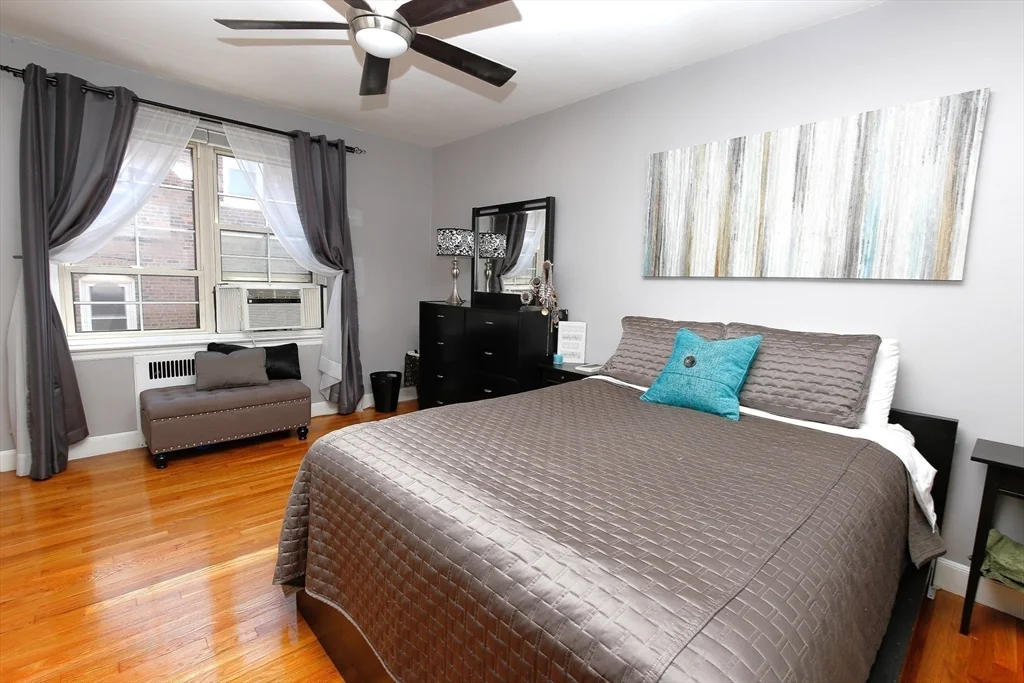 1 bed, 1 bath apartment for rent at 341 Tappan Unit 6, Aspinwall Hill — photo 9 of 18