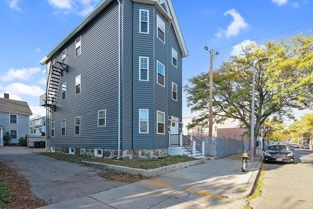 3 bed, 1 bath apartment for rent at 3411 Washington St Unit Boston, Jamaica Plain — photo 8 of 9
