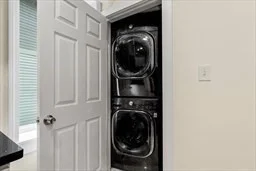 3 bed, 1 bath apartment for rent at 3417 Washington St Unit 2, Jamaica Plain — photo 11 of 12