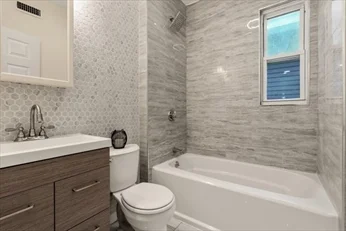 3 bed, 1 bath apartment for rent at 3417 Washington St Unit 2, Jamaica Plain — photo 6 of 12
