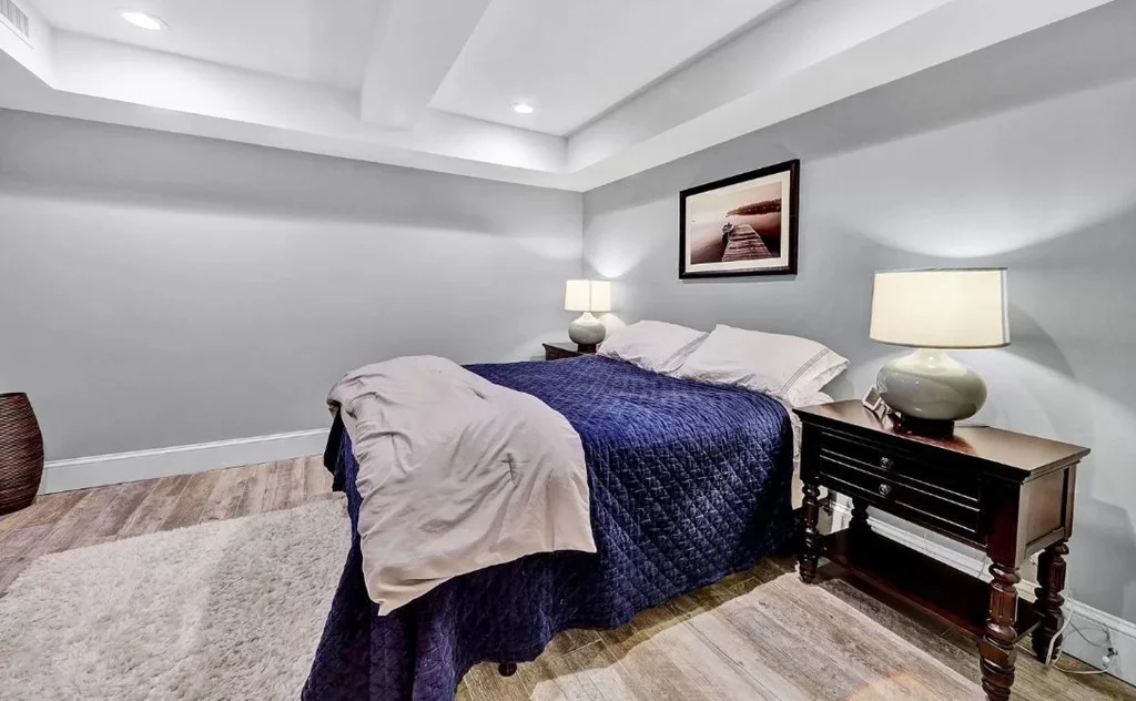 3 bed, 2 bath apartment for rent at 342-346 Dorchester St Unit 2, Boston — photo 9 of 13