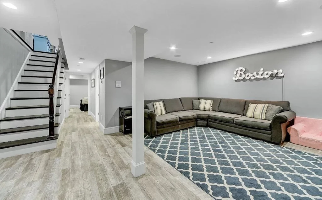 3 bed, 2 bath apartment for rent at 342-346 Dorchester St Unit 2, Boston — photo 5 of 13
