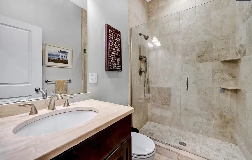 3 bed, 2 bath apartment for rent at 342-346 Dorchester St Unit 2, Boston — photo 11 of 13