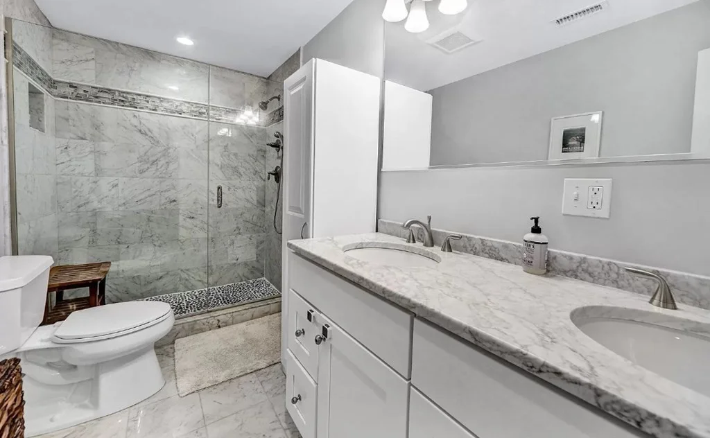3 bed, 2 bath apartment for rent at 342-346 Dorchester St Unit 2, Boston — photo 7 of 13