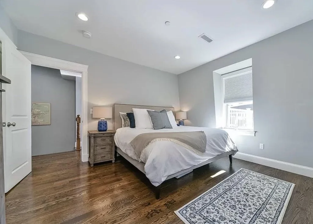 3 bed, 2 bath apartment for rent at 342-346 Dorchester St Unit 4, South Boston — photo 10 of 18