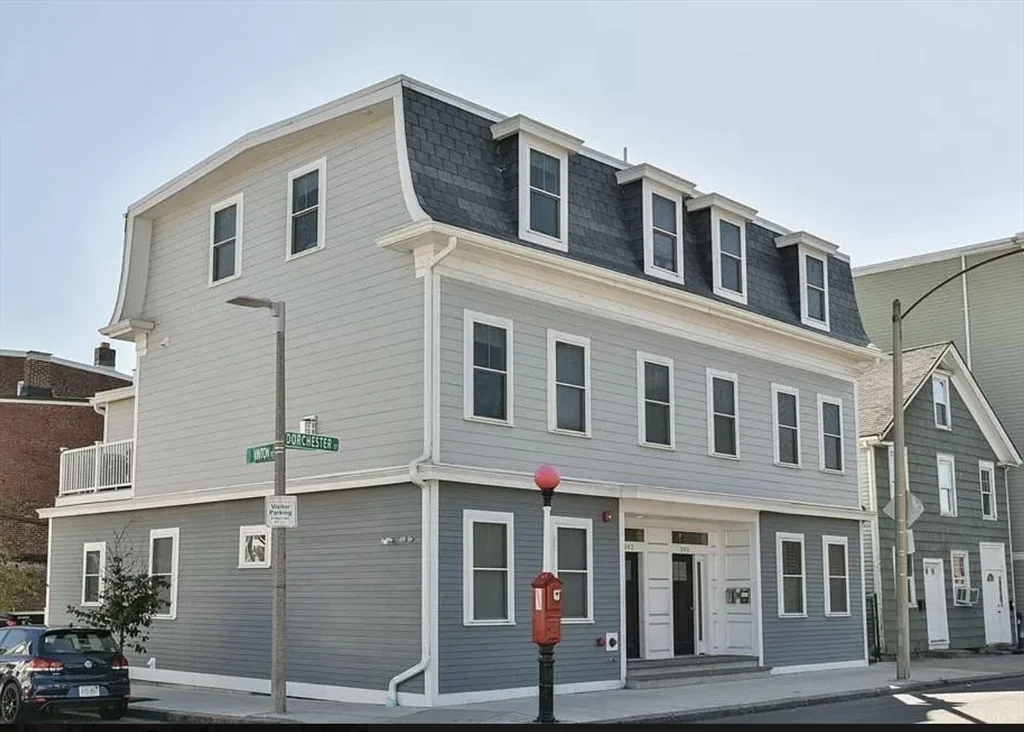 3 bed, 2 bath apartment for rent at 342-346 Dorchester St Unit 4, South Boston — photo 17 of 18