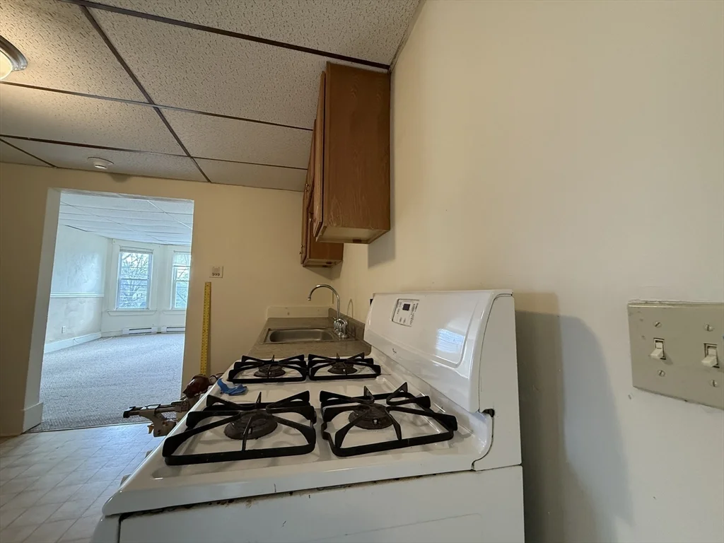 1 bed, 1 bath apartment for rent at 342 Broadway Unit C, North Attleboro — photo 17 of 26