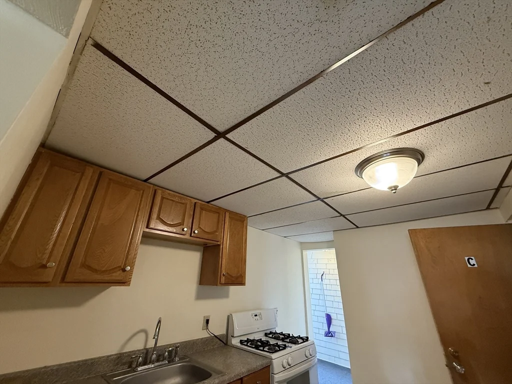 1 bed, 1 bath apartment for rent at 342 Broadway Unit C, North Attleboro — photo 14 of 26