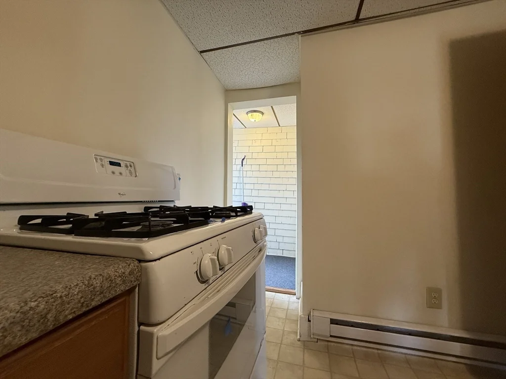 1 bed, 1 bath apartment for rent at 342 Broadway Unit C, North Attleboro — photo 16 of 26