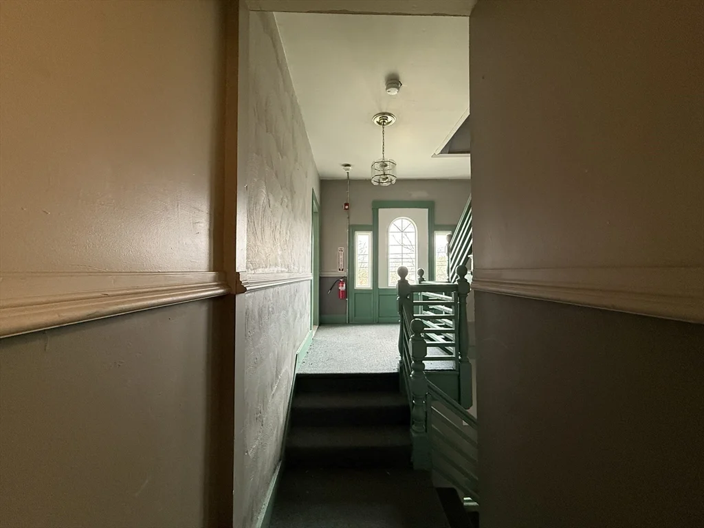 1 bed, 1 bath apartment for rent at 342 Broadway Unit C, North Attleboro — photo 4 of 26