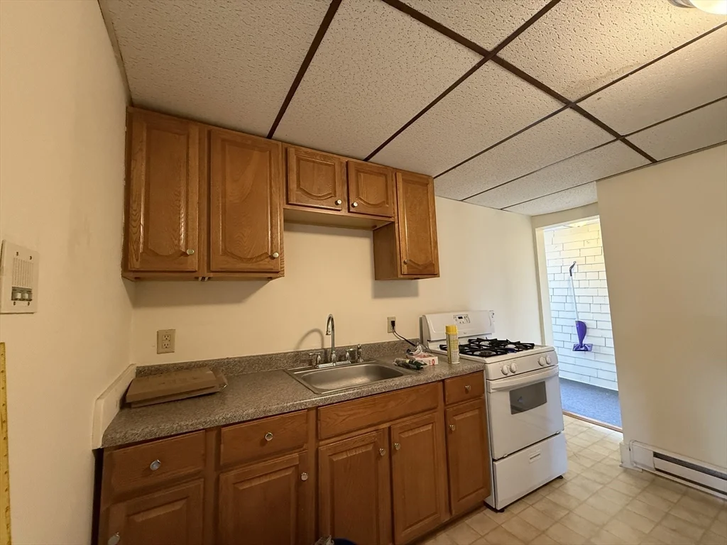 1 bed, 1 bath apartment for rent at 342 Broadway Unit C, North Attleboro — photo 12 of 26