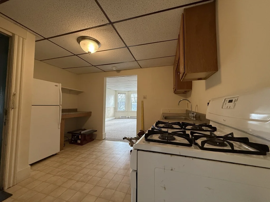 1 bed, 1 bath apartment for rent at 342 Broadway Unit C, North Attleboro — photo 18 of 26