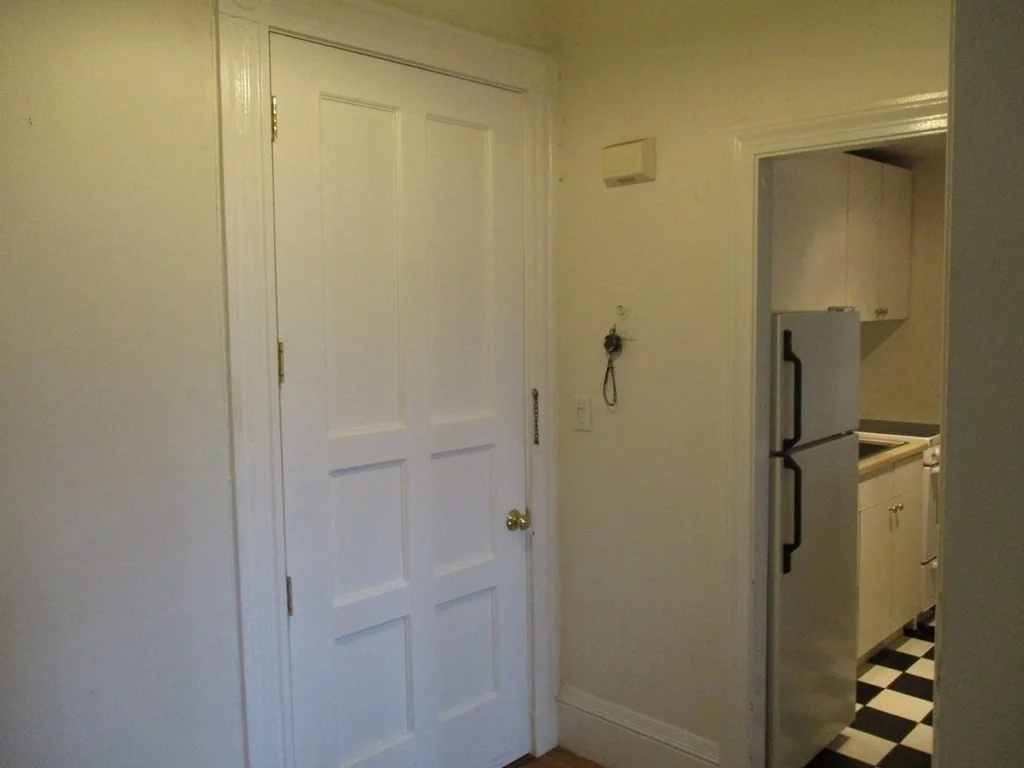 1 bed, 1 bath apartment for rent at 342 Commonwealth Ave Unit 7, Back Bay — photo 6 of 19