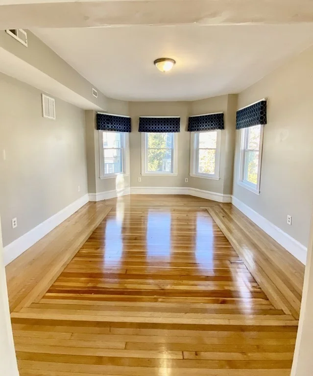 3 bed, 1 bath apartment for rent at 342 Park St Unit 2, Boston — photo 4 of 22