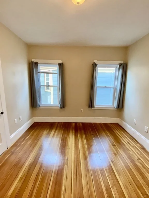 3 bed, 1 bath apartment for rent at 342 Park St Unit 2, Boston — photo 7 of 22