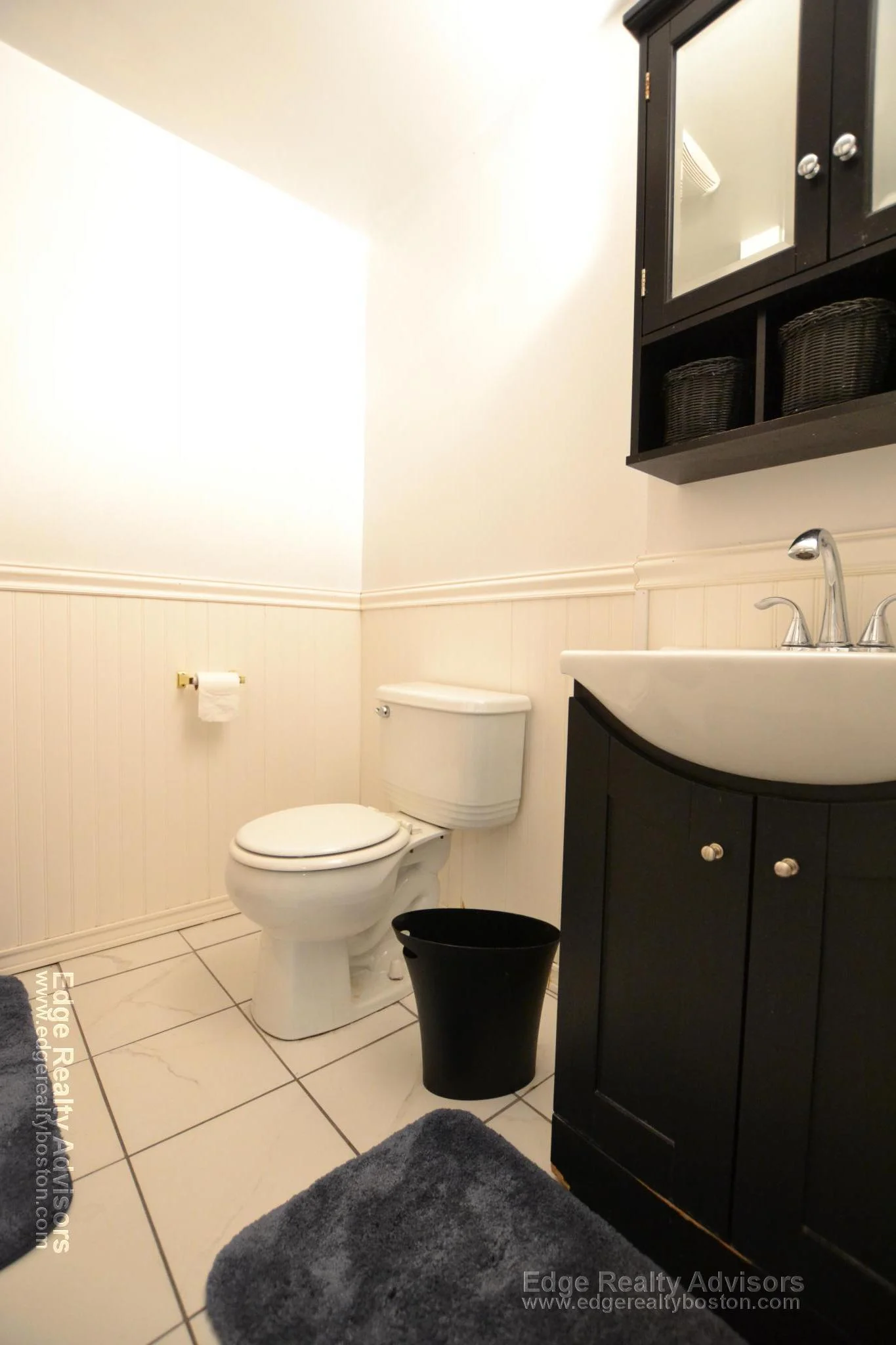 4 bed, 2 bath apartment for rent at 342 Saint Paul St Unit 1, North Brookline — photo 7 of 9