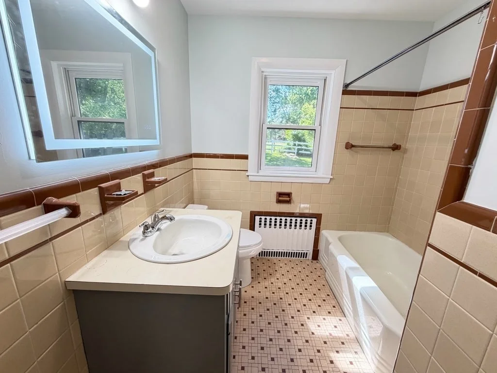 4 bed, 2 bath apartment for rent at 343 Bay Rd, Sharon — photo 13 of 22