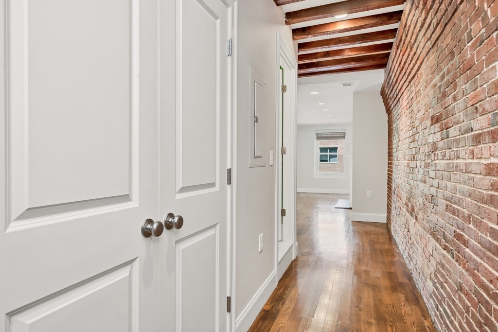 3 bed, 2 bath apartment for rent at 343 Commercial St Unit 301, Waterfront — photo 14 of 29