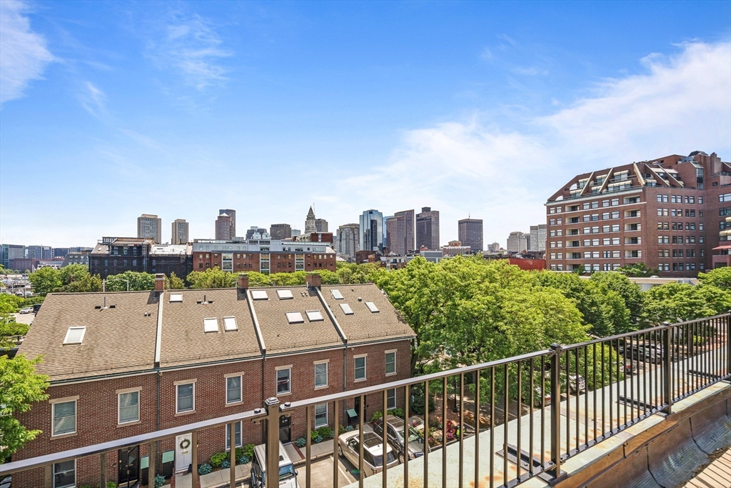 3 bed, 2 bath apartment for rent at 343 Commercial St Unit 301, Waterfront — photo 23 of 29