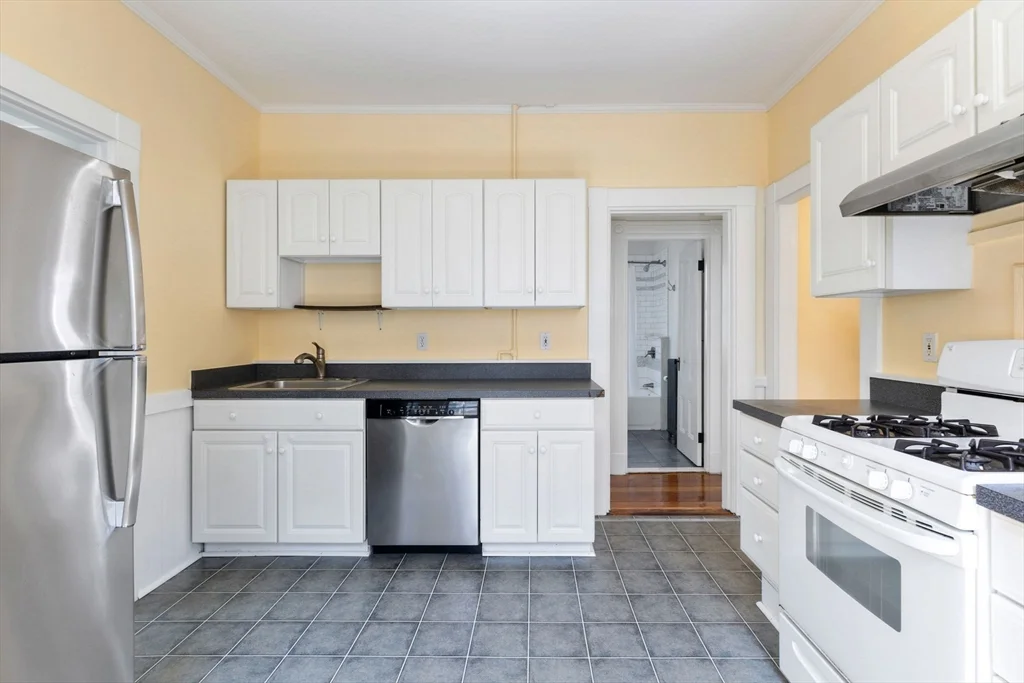 2 bed, 1 bath apartment for rent at 343 Pearl St Unit 1, Cambridgeport — photo 20 of 22