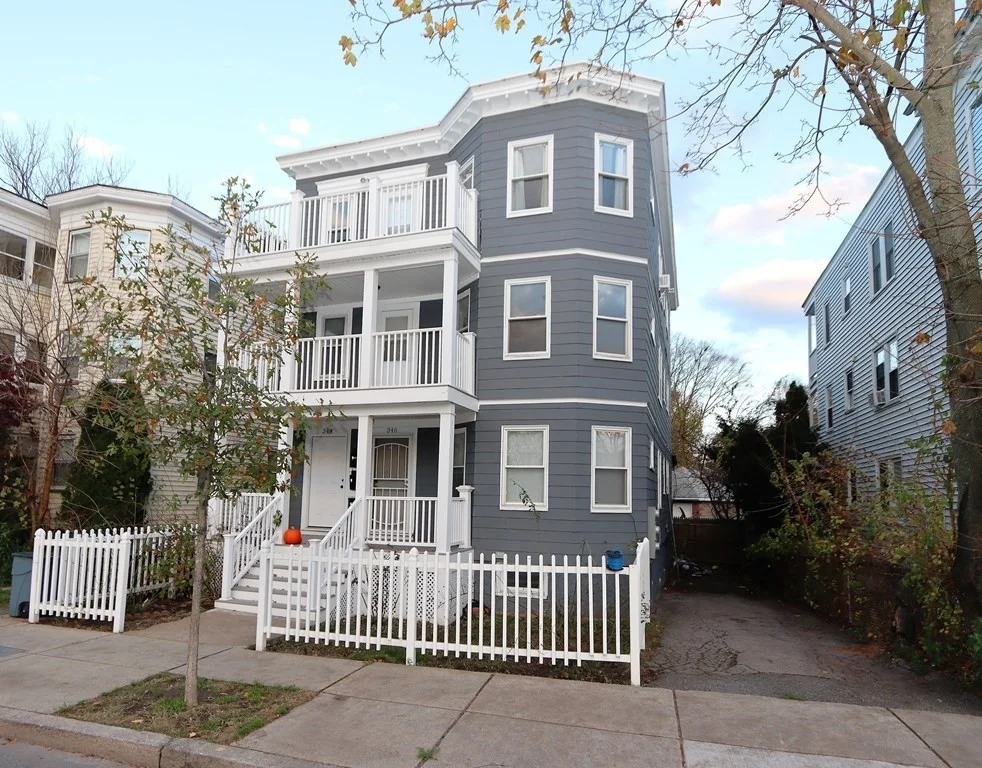 3 bed, 1 bath apartment for rent at 344-346 Hyde Park Ave Unit 1, Roslindale